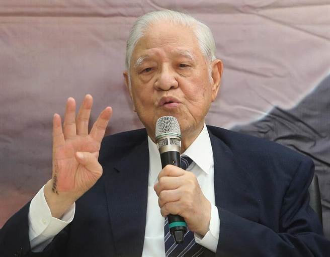 臺作家談巴拿馬“斷交”:“臺獨”元兇李登輝最該負責 臺作家談巴拿馬“斷交”:“臺獨”元兇李登輝最該負責