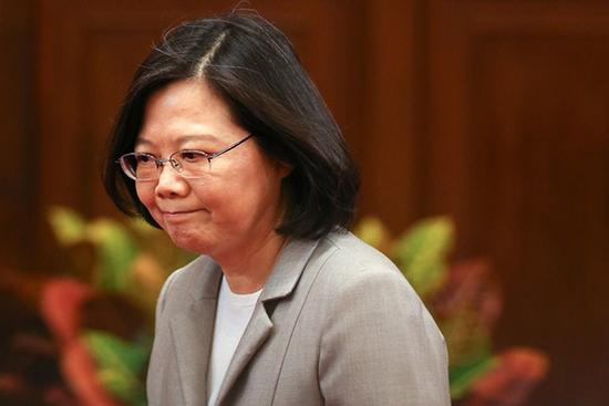 國民黨向蔡英文討說法:別只躲在計算機后用推特發文 國民黨向蔡英文討說法:別只躲在計算機后用推特發文