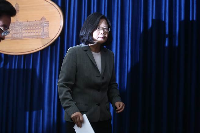 蔡英文選前專訪曾說(shuō):打贏選戰(zhàn) 大陸會(huì)配合民進(jìn)黨 蔡英文選前專訪曾說(shuō):打贏選戰(zhàn) 大陸會(huì)配合民進(jìn)黨