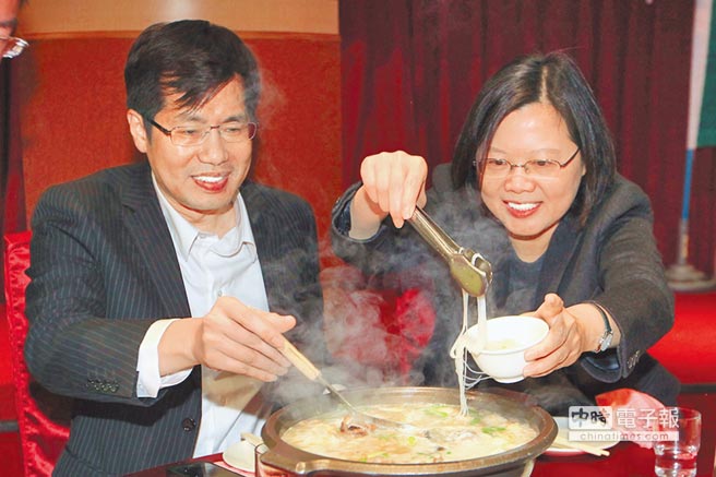 蔡英文嫡系子弟兵出軌 強(qiáng)調(diào)私事歸私事 公事仍會(huì)努力 蔡英文嫡系子弟兵出軌 強(qiáng)調(diào)私事歸私事 公事仍會(huì)努力