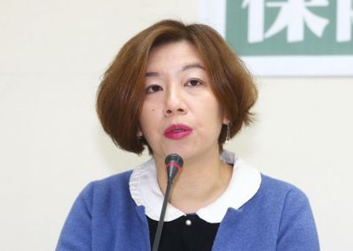 “綠委”稱“勞基法”是勞工的刀 李茂生諷:敢給槍嗎? “綠委”稱“勞基法”是勞工的刀 李茂生諷:敢給槍嗎?