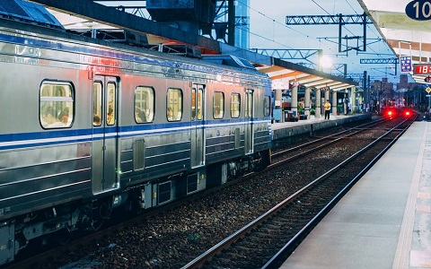 民眾曝自強號長出蘑菇 臺鐵:將加強清潔