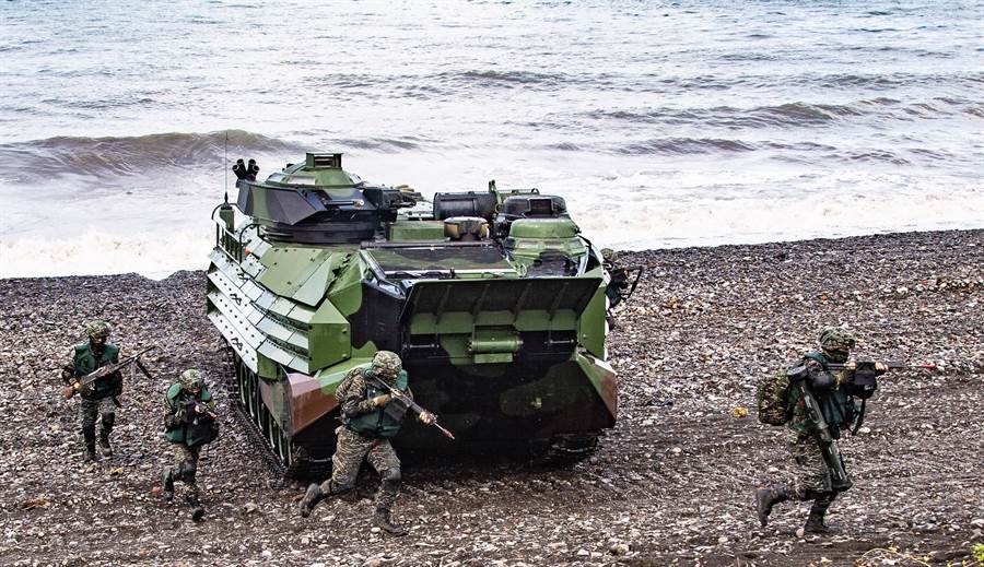 臺海開戰美國會出兵嗎?臺軍前海軍陸戰隊指揮官:醒醒吧 臺海開戰美國會出兵嗎?臺軍前海軍陸戰隊指揮官:醒醒吧