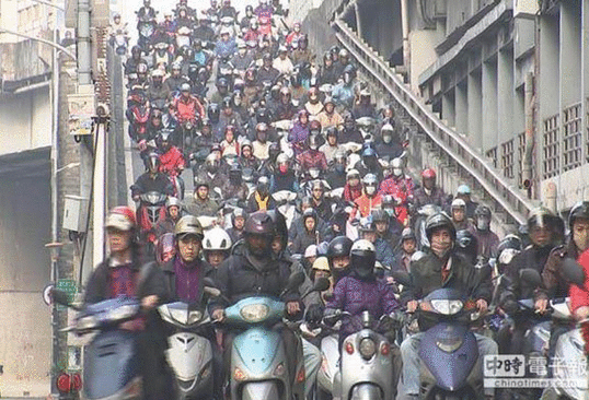 蔡英文走自己的路讓臺灣民眾“無路可走” “前瞻”變“錢沾”便民成空談 蔡英文走自己的路讓臺灣民眾“無路可走” “前瞻”變“錢沾”便民成空談