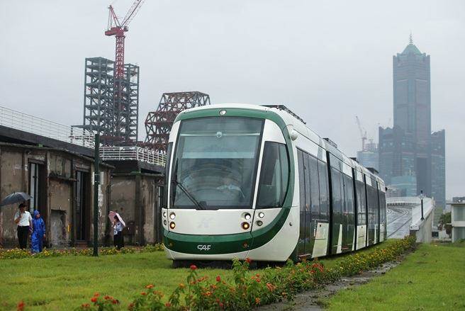 臺灣高校排名被大陸甩在身后 升學志愿北大取代臺大蔡當局怕不怕 臺灣高校排名被大陸甩在身后 升學志愿北大取代臺大蔡當局怕不怕