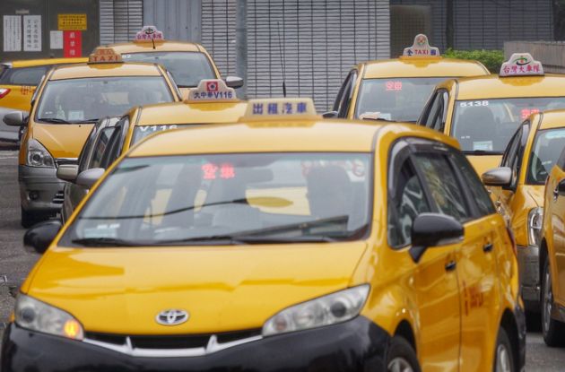 連“過馬路”都令人害怕 臺灣最美風景還是人嗎? 連“過馬路”都令人害怕 臺灣最美風景還是人嗎?