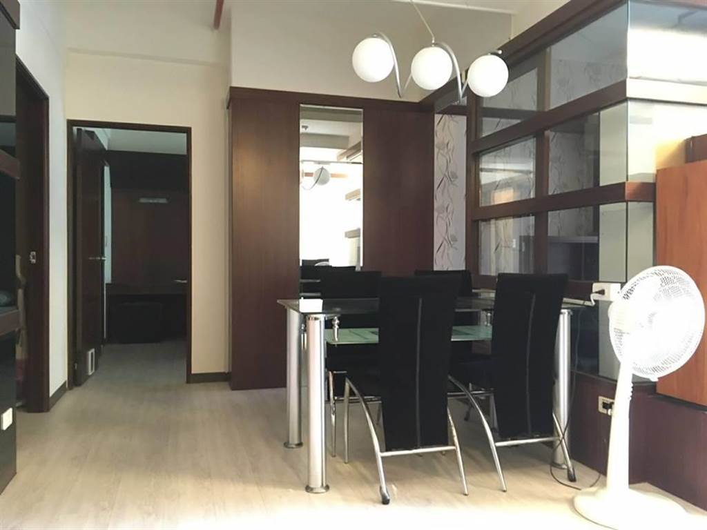 房客退房驚見滿地屎尿 房東哭了 房客退房驚見滿地屎尿 房東哭了