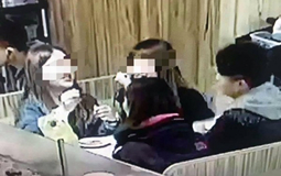 吐槽大會:為求點贊曝光女友私密照 大學生被索賠80萬.jpg