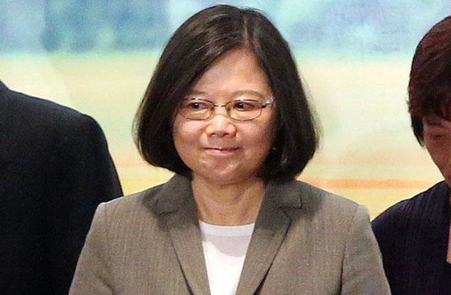 民進(jìn)黨強(qiáng)勢(shì)通過勞基法草案 民進(jìn)黨強(qiáng)勢(shì)通過勞基法草案