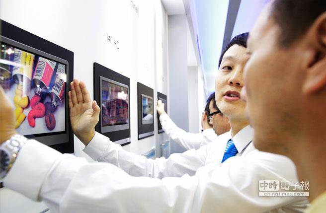 臺觸觸控面板業(yè)者連續(xù)兩年巨額虧損 恐成下個慘業(yè) 臺觸觸控面板業(yè)者連續(xù)兩年巨額虧損 恐成下個慘業(yè)