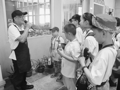 臺(tái)“鳳梨博士”在閩開(kāi)辦觀光工廠三產(chǎn)結(jié)合模式可復(fù)制