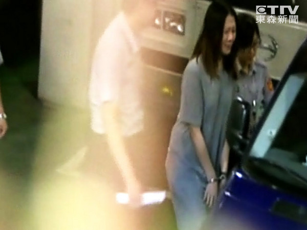 “富少淫魔”李宗瑞前女友夜店偷包被判刑5個月 “富少淫魔”李宗瑞前女友夜店偷包被判刑5個月