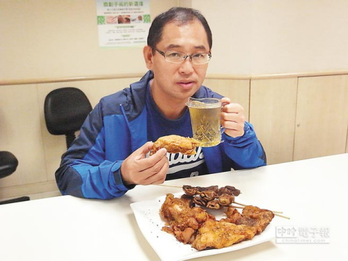 臺灣50歲男子長期食用啤酒+炸雞罹患胃癌(圖)