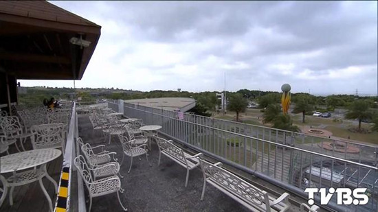 臺中煙火秀今登場 店家貼告示稱此處“看不見” 臺中煙火秀今登場 店家貼告示稱此處“看不見”