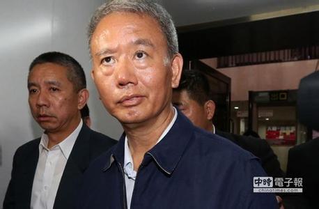 使用黑心油疑高層授意,頂新董座魏應(yīng)充或成被告。(網(wǎng)絡(luò)圖) 使用黑心油疑高層授意,頂新董座魏應(yīng)充或成被告。(網(wǎng)絡(luò)圖)