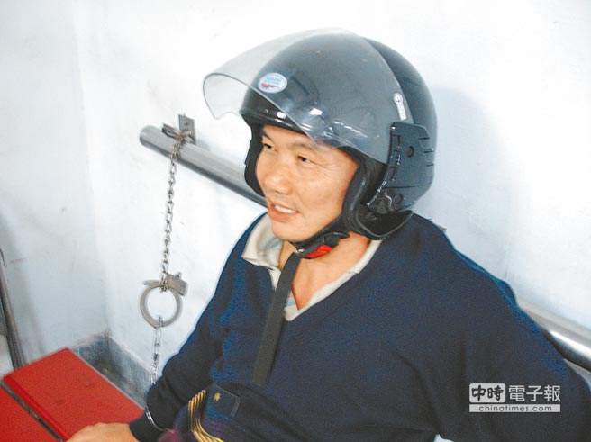 許川涉嫌性侵同居人的女兒長達5年共517次 許川涉嫌性侵同居人的女兒長達5年共517次