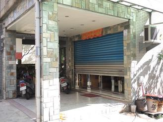 臺媒曝大陸女子飯店賣淫 臺官兵卷入買春疑云(圖) 臺媒曝大陸女子飯店賣淫 臺官兵卷入買春疑云(圖)