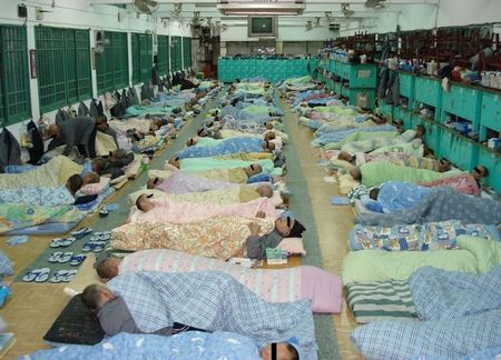 高齡受刑人增多 臺灣需要“老人監獄”?(圖) 高齡受刑人增多 臺灣需要“老人監獄”?(圖)