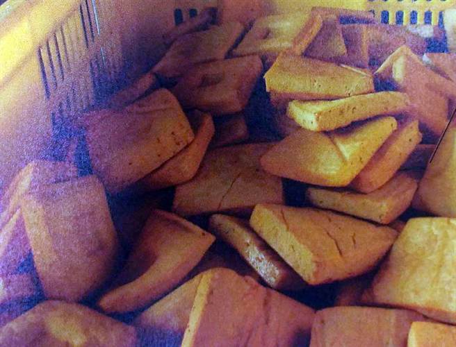 屏東地檢署查扣大批問題豆干 屏東地檢署查扣大批問題豆干