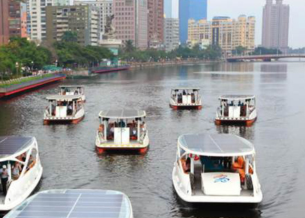 大陸游客量變少,讓高雄旅游業提早進入寒冬 大陸游客量變少,讓高雄旅游業提早進入寒冬