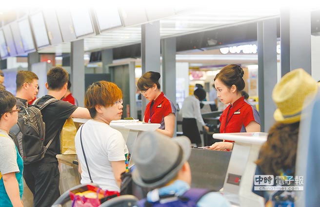 臺灣華航罷工損11億元 全民埋單3.8億(圖) 臺灣華航罷工損11億元 全民埋單3.8億(圖)