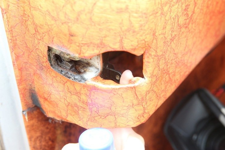 臺(tái)當(dāng)局“交通部長”賀陳旦今天上午下令即起登車檢驗(yàn),游覽車不可有暗鎖 臺(tái)當(dāng)局“交通部長”賀陳旦今天上午下令即起登車檢驗(yàn),游覽車不可有暗鎖