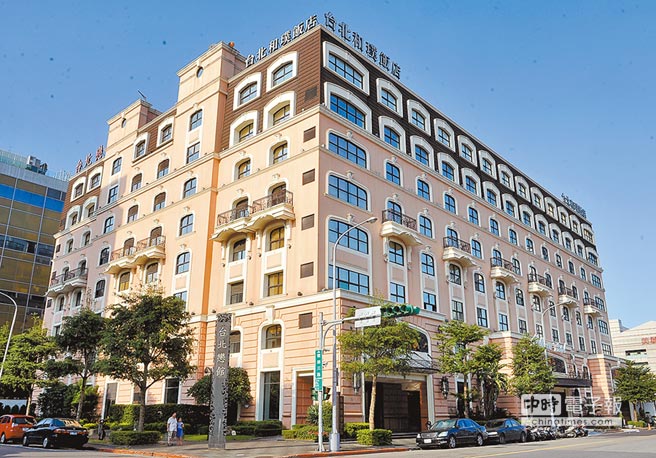因應陸客來臺減少,已有不少中小型的飯店待價而沽,圖為臺北戀館 因應陸客來臺減少,已有不少中小型的飯店待價而沽,圖為臺北戀館