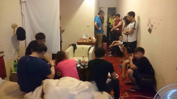 一萬五買的毒品竟是冰糖 毒販抱怨被騙了 一萬五買的毒品竟是冰糖 毒販抱怨被騙了