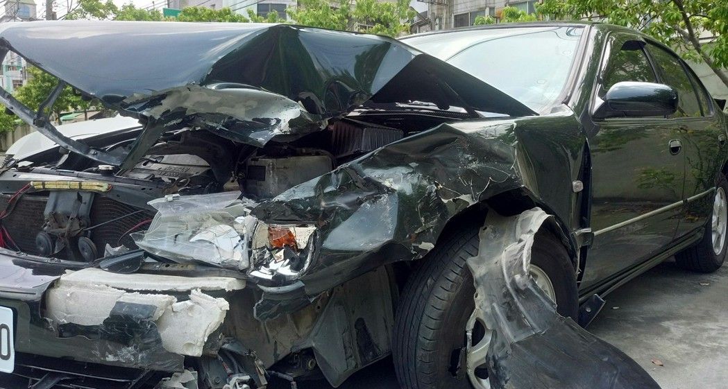 老人赴醫(yī)院途中遇飛來橫禍 掛號(hào)看病竟成送醫(yī)急救 老人赴醫(yī)院途中遇飛來橫禍 掛號(hào)看病竟成送醫(yī)急救