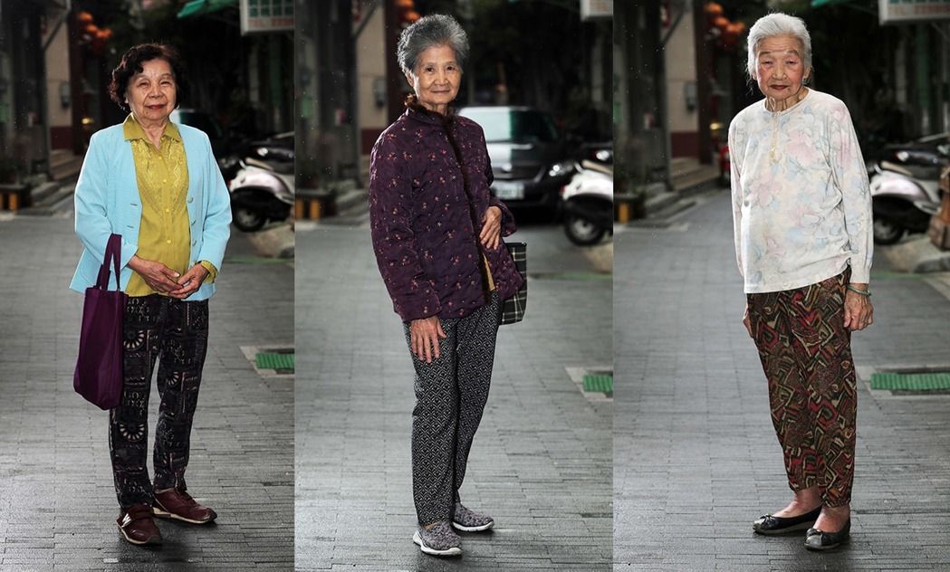 因?yàn)閹追⒐叩臅r(shí)尚走秀照片,臺(tái)南市銀同小區(qū)在網(wǎng)絡(luò)上火熱起來。(圖片來源:臺(tái)灣《聯(lián)合晚報(bào)》) 因?yàn)閹追⒐叩臅r(shí)尚走秀照片,臺(tái)南市銀同小區(qū)在網(wǎng)絡(luò)上火熱起來。(圖片來源:臺(tái)灣《聯(lián)合晚報(bào)》)