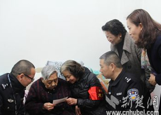 開國部長之女住37平米廉租房:再困難也不向國家伸手 開國部長之女住37平米廉租房:再困難也不向國家伸手