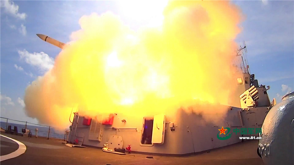 南海仲裁結(jié)果公布 中國軍方公布南海軍演畫面 南海仲裁結(jié)果公布 中國軍方公布南海軍演畫面