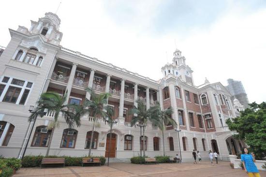 英媒:內地頂尖高校實力甩開香港 科研成績耀眼 英媒:內地頂尖高校實力甩開香港 科研成績耀眼