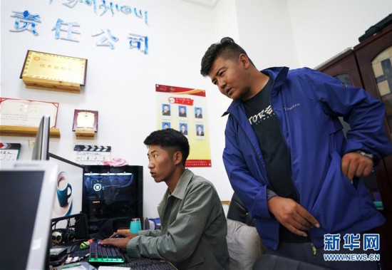 (新華全媒頭條·走向我們的小康生活·決戰決勝脫貧攻堅·圖文互動)(11)高原上綻放的光芒——來自青海攻克深度貧困堡壘的故事