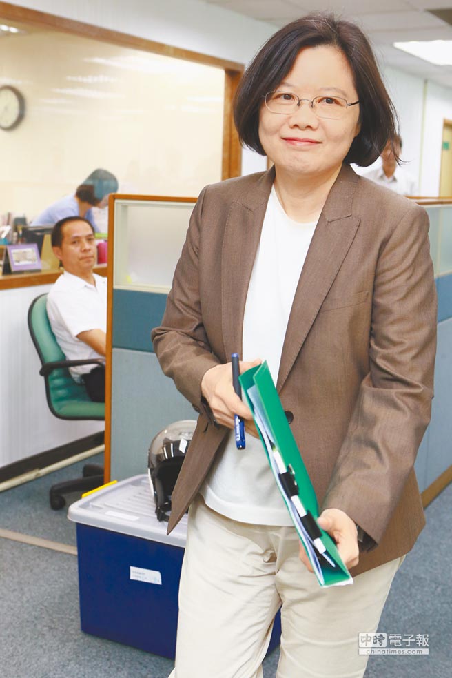 民進黨主席蔡英文。 民進黨主席蔡英文。