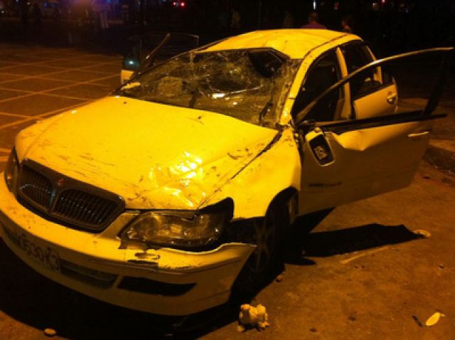 高雄氣爆現(xiàn)場(chǎng)目擊者:地震房搖如戰(zhàn)爭(zhēng)過(guò)后(圖) 高雄氣爆現(xiàn)場(chǎng)目擊者:地震房搖如戰(zhàn)爭(zhēng)過(guò)后(圖)