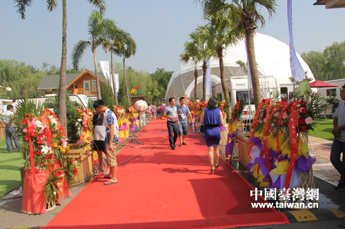 中國(guó)汽車房車及露營(yíng)裝備博覽中心在京盛大開(kāi)幕 中國(guó)汽車房車及露營(yíng)裝備博覽中心在京盛大開(kāi)幕