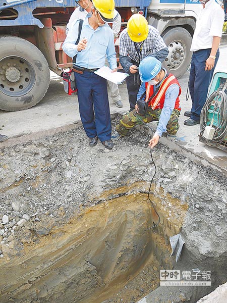高雄氣爆元兇仍無果 中油檢測12小時未發現泄漏 高雄氣爆元兇仍無果 中油檢測12小時未發現泄漏