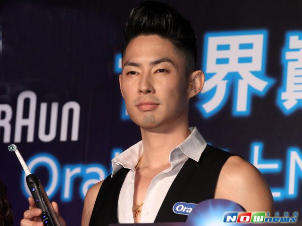 吳建豪聞“房東”泛淚哽咽“他們是我朋友”(臺媒圖) 吳建豪聞“房東”泛淚哽咽“他們是我朋友”(臺媒圖)