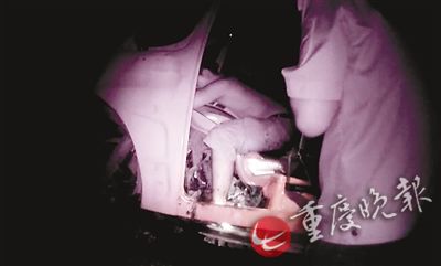 三輪車突然“消失”嚇壞后車司機誤以為見到幽靈車