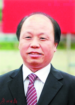 全總農(nóng)民工副主席一年140場活動 最怕上臺發(fā)言 全總農(nóng)民工副主席一年140場活動 最怕上臺發(fā)言