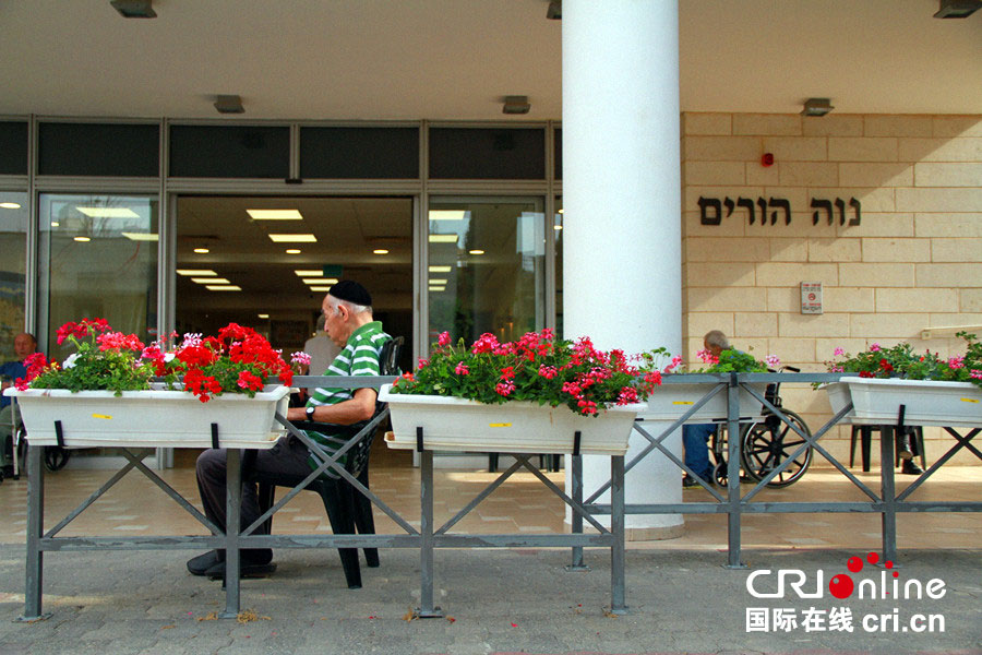 圖片默認標題 圖片默認標題