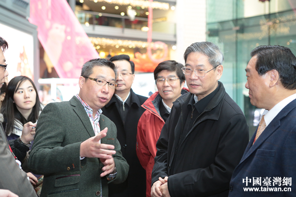 國臺辦主任張志軍走訪慰問在京臺資企業(yè) 國臺辦主任張志軍走訪慰問在京臺資企業(yè)