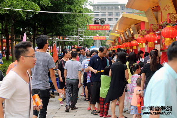 味道中華、香飄兩岸 臺灣美食登陸廈門饋贈大陸吃貨 味道中華、香飄兩岸 臺灣美食登陸廈門饋贈大陸吃貨
