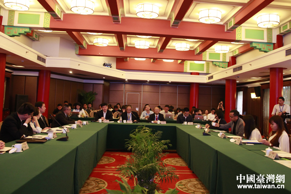 “南京大屠殺史實與當代兩岸青年擔當”主題研討會在南京召開 “南京大屠殺史實與當代兩岸青年擔當”主題研討會在南京召開