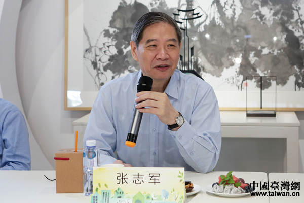 張志軍參訪上海麥可將文創園并與臺灣青年座談 張志軍參訪上海麥可將文創園并與臺灣青年座談