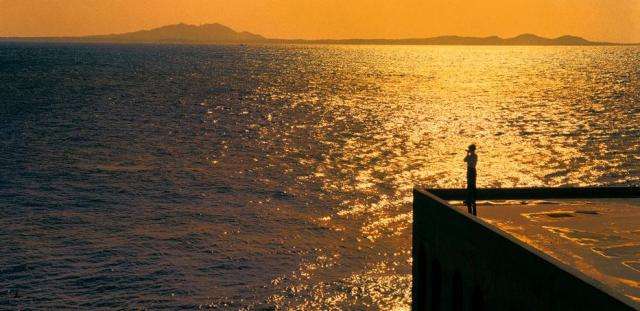 當彼此疼惜 我們終能跨越歷史的鴻溝 當彼此疼惜 我們終能跨越歷史的鴻溝