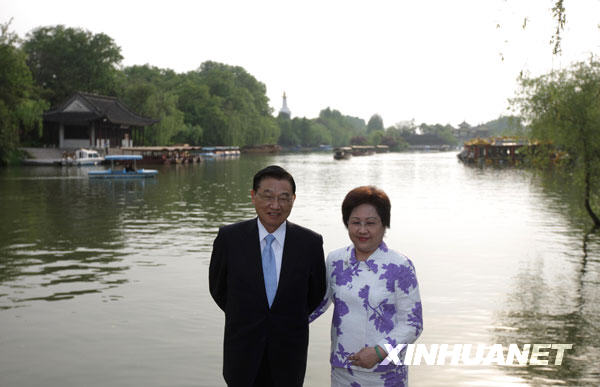 427D[_LIĺf̴FړP^[