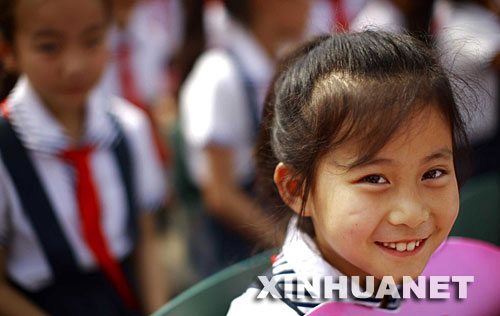 61һСWӏVԪZWУeеĻգĴVԪZWУeСٞy ԏL}cףһHͯ Aӛ߲œPz