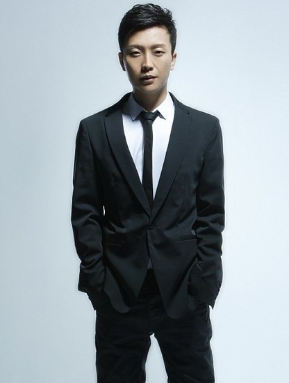 龍年春晚李玉剛首秀成黑馬 闖入黃金時段